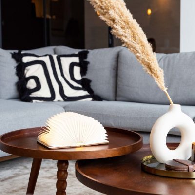 Boek Lamp walnoot bruin