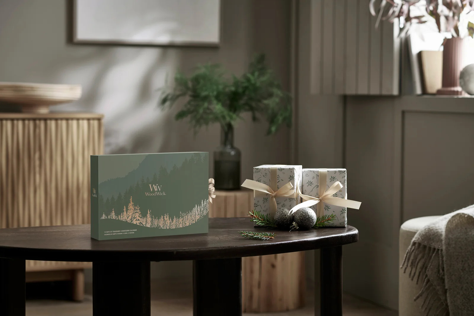 Deluxe advent calendar